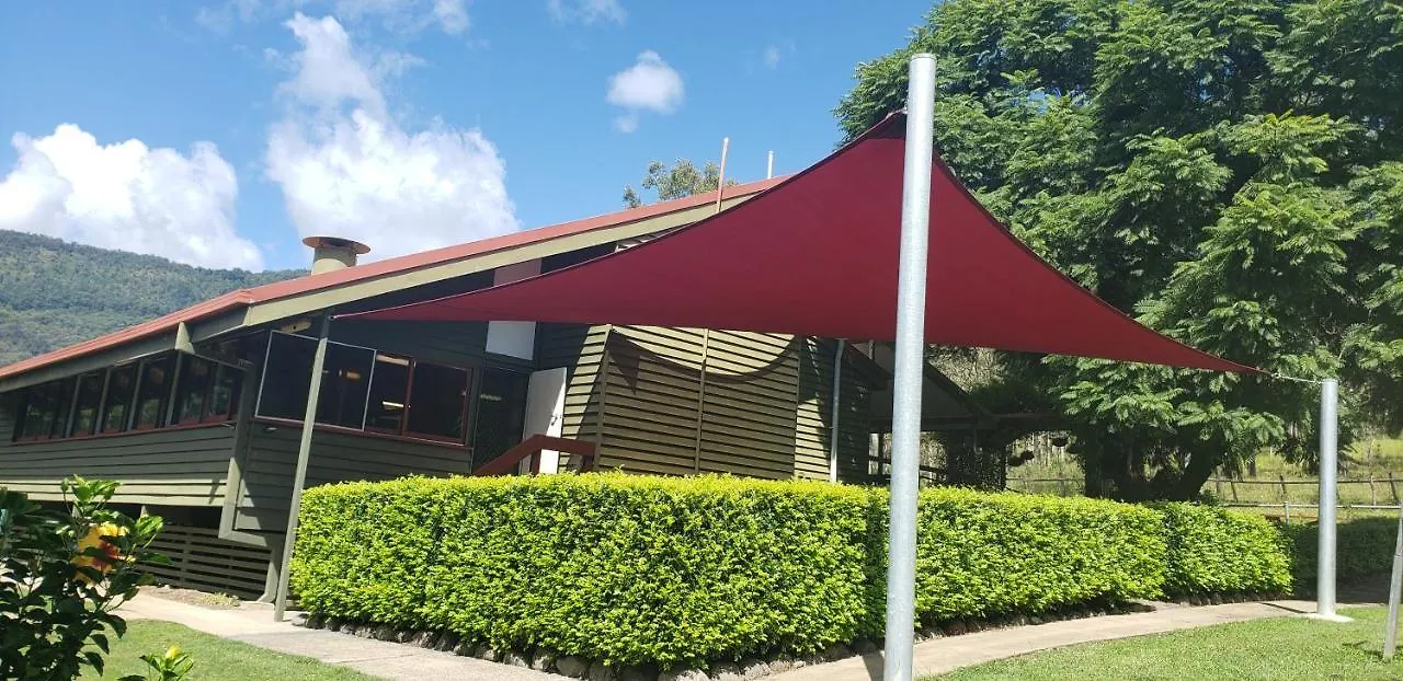 Christmas Creek Cafe & Cabins Lamington 0*,  Australia