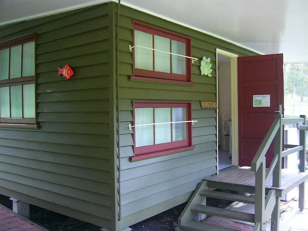 Christmas Creek Cafe & Cabins Lamington Homestay