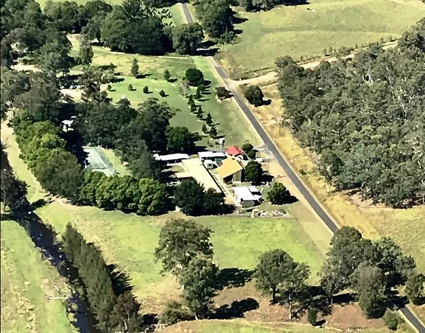 Christmas Creek Cafe & Cabins Lamington Australia