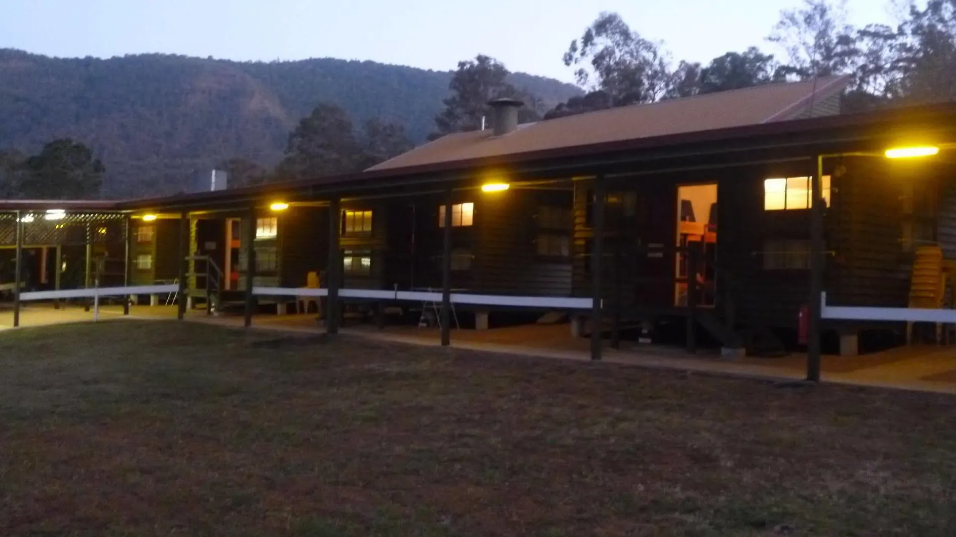 Homestay Christmas Creek Cafe & Cabins Lamington Australia